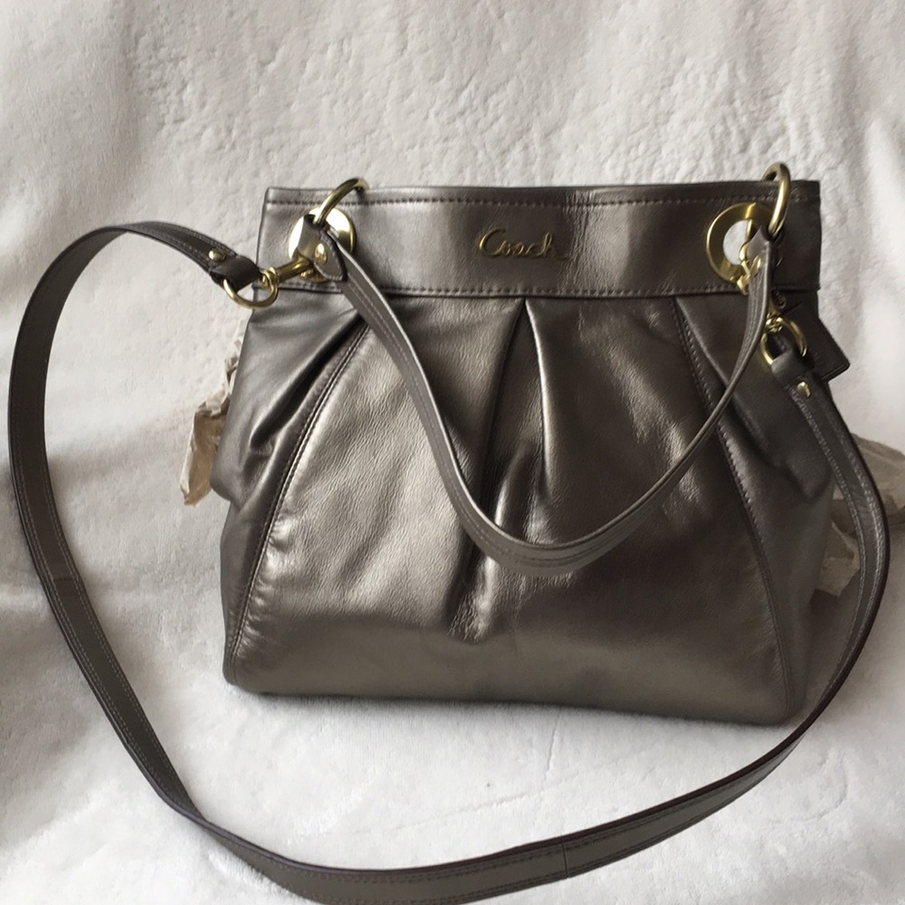 Coach crossbody that converts to shoulder bag